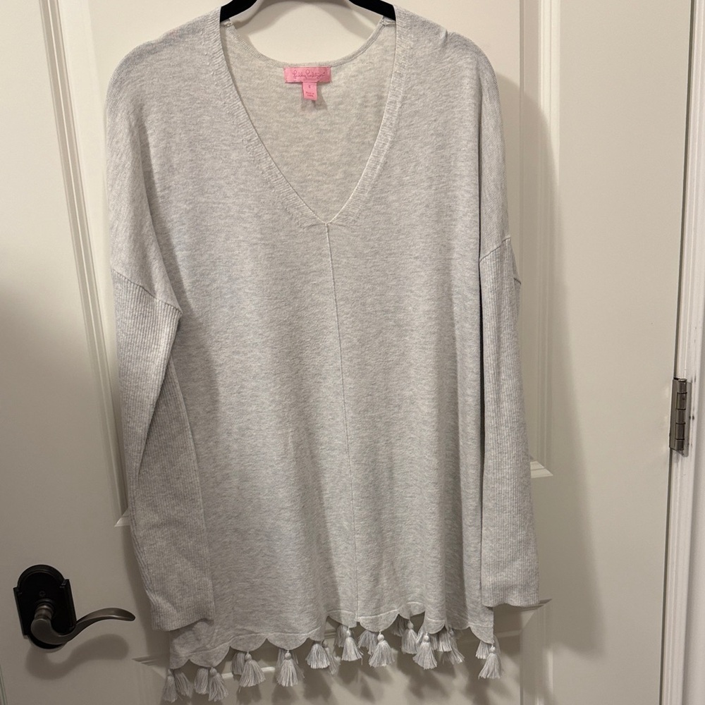 Lilly Pulitzer Gray V-Neck Sweater with Tassels